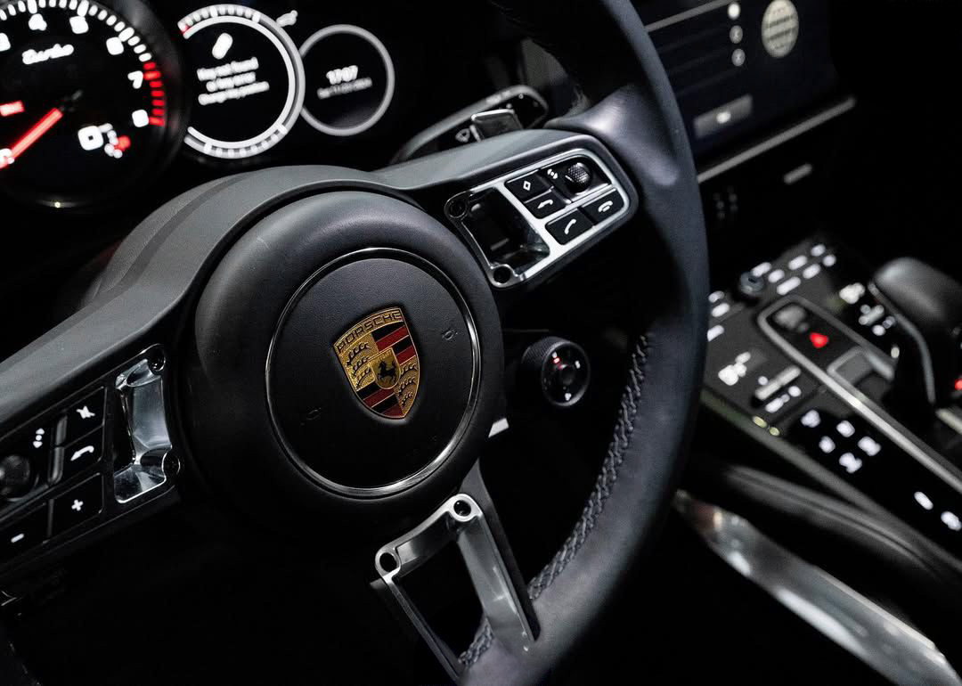 PORSCHE CAYENNE TURBO V8 TWIN TURBO 2022 MODEL FOR SALE - Image 2